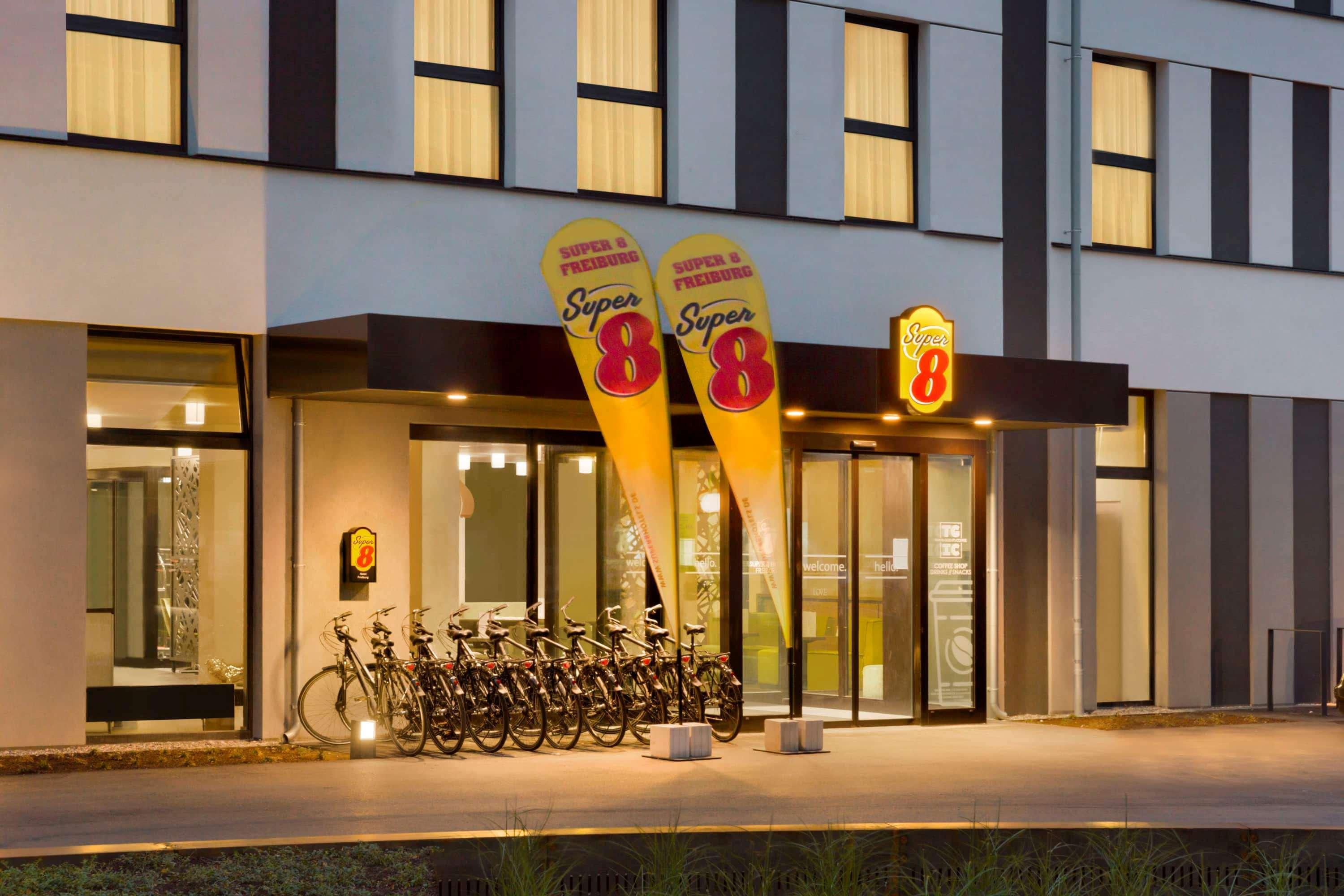Super 8 Freiburg Hotel Kültér fotó