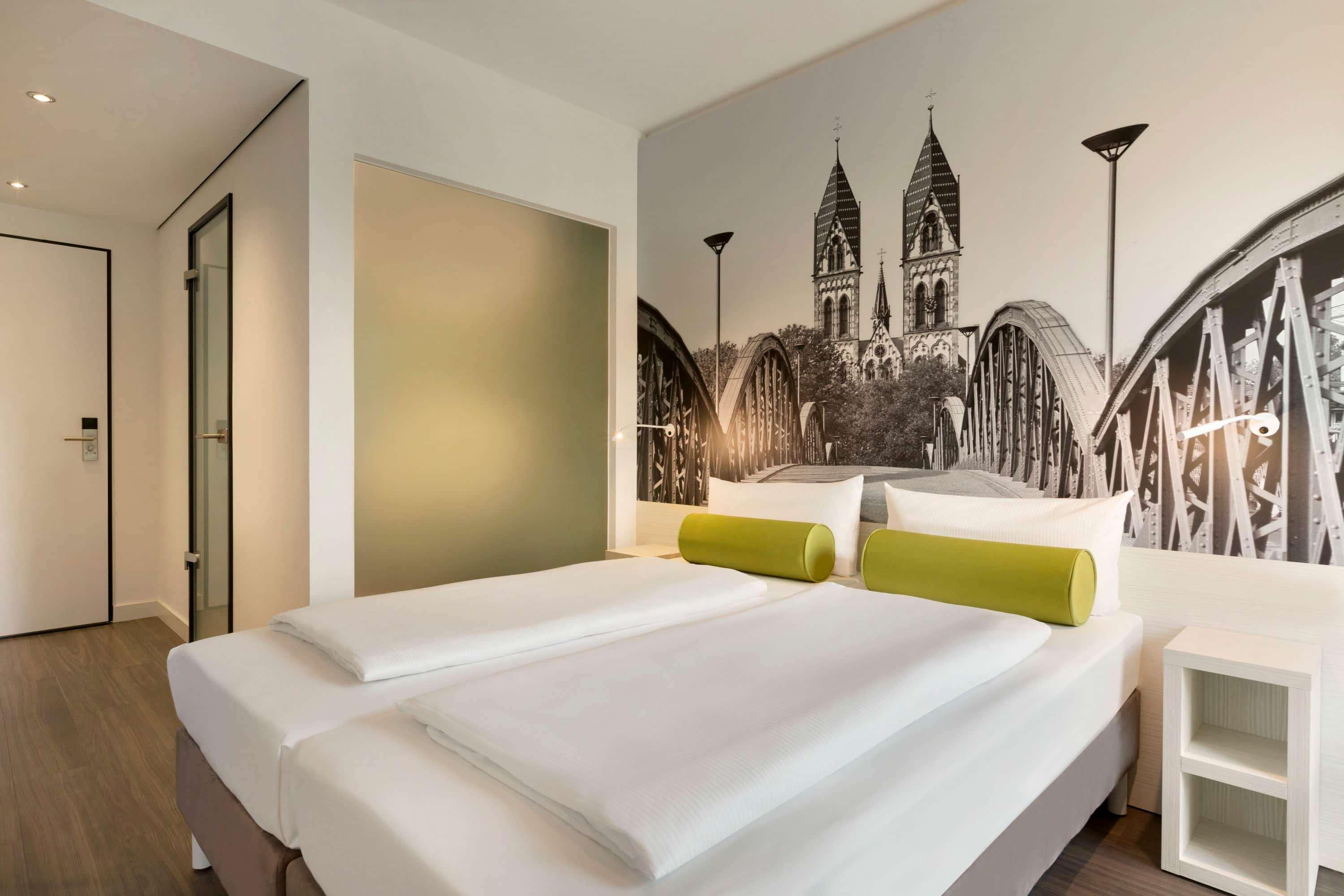 Super 8 Freiburg Hotel Kültér fotó