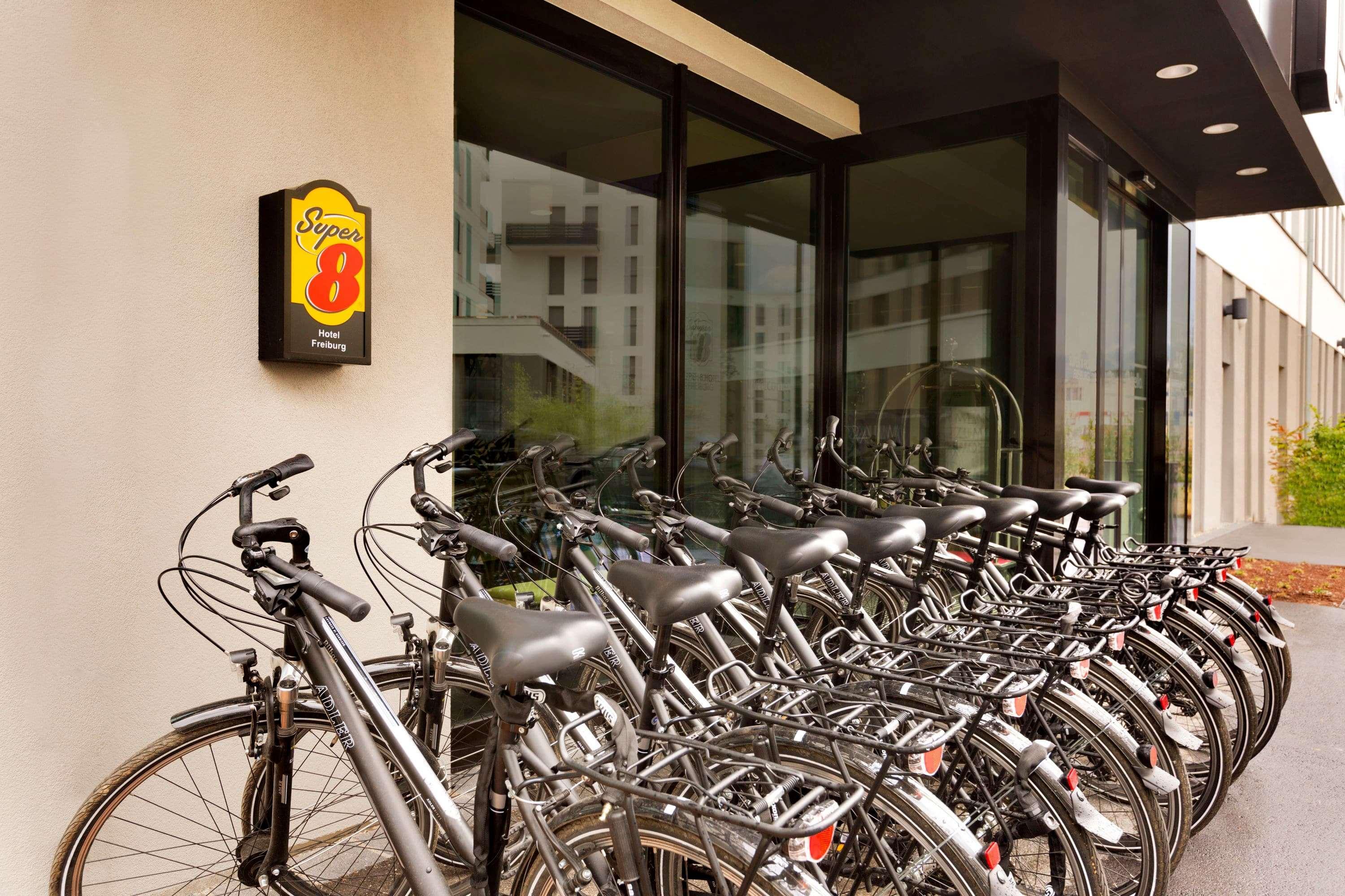 Super 8 Freiburg Hotel Kültér fotó