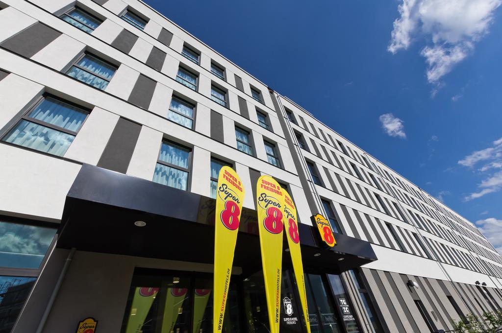 Super 8 Freiburg Hotel Kültér fotó